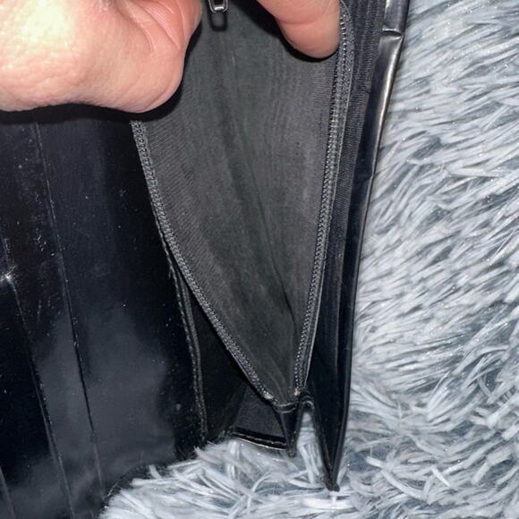 Vintage Gucci By Tom Ford 1998 black patent leather wallet - EUC - Picture 5 of 11